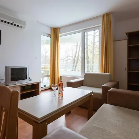 Private In Yassen * Napospart